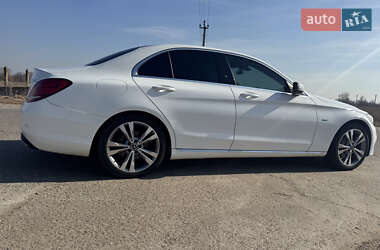 Седан Mercedes-Benz C-Class 2017 в 