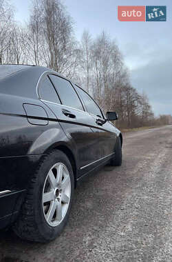 Седан Mercedes-Benz C-Class 2011 в 