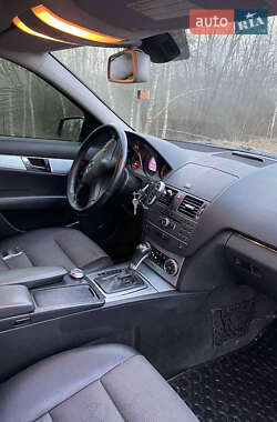 Седан Mercedes-Benz C-Class 2011 в 