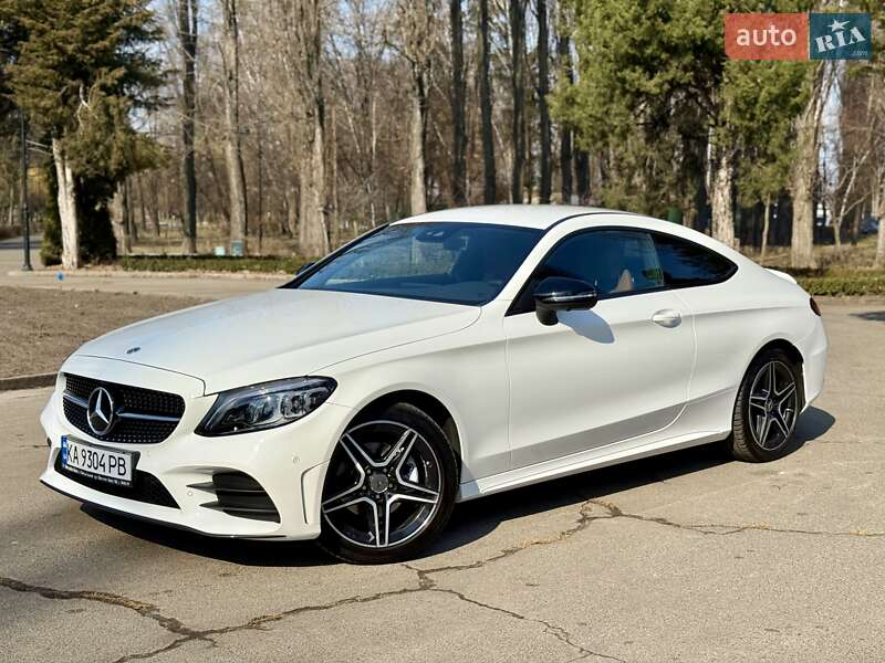 Купе Mercedes-Benz C-Class 2022 в 