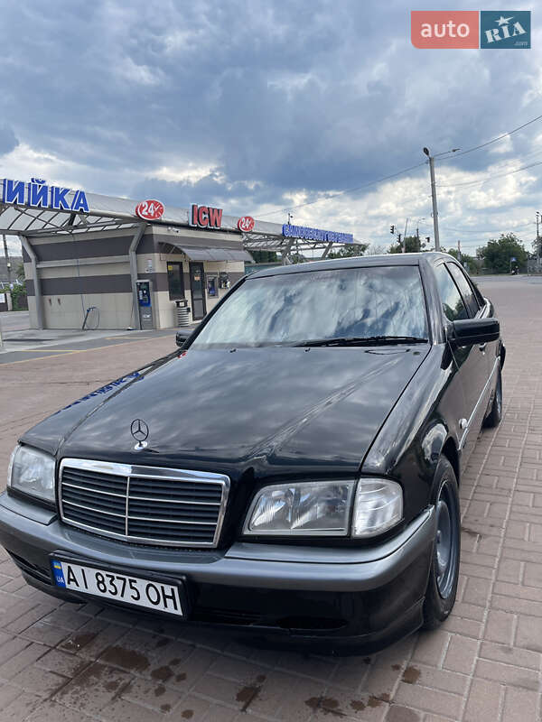 Mercedes-Benz C-Class 2000