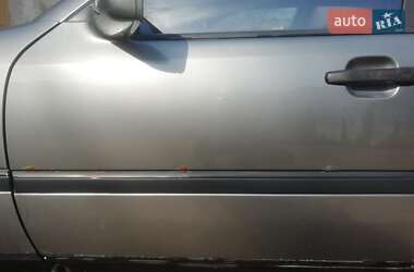 Седан Mercedes-Benz C-Class 1995 в 