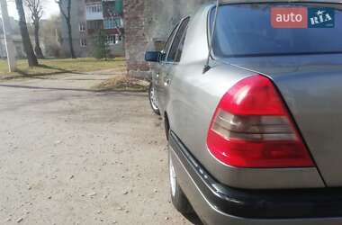 Седан Mercedes-Benz C-Class 1995 в 