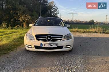 Універсал Mercedes-Benz C-Class 2010 в Ужгороді