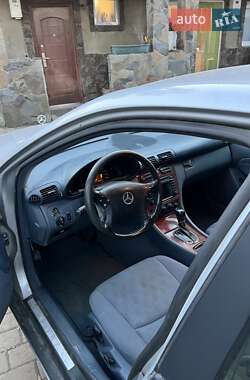 Седан Mercedes-Benz C-Class 2001 в 