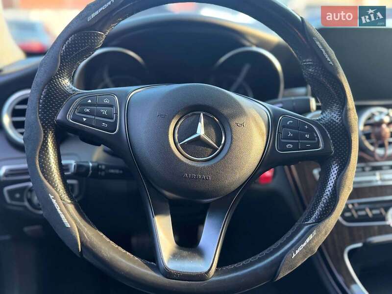 Седан Mercedes-Benz C-Class 2015 в Киеве