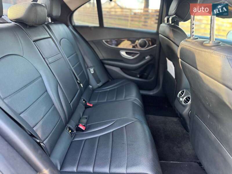 Седан Mercedes-Benz C-Class 2015 в Киеве