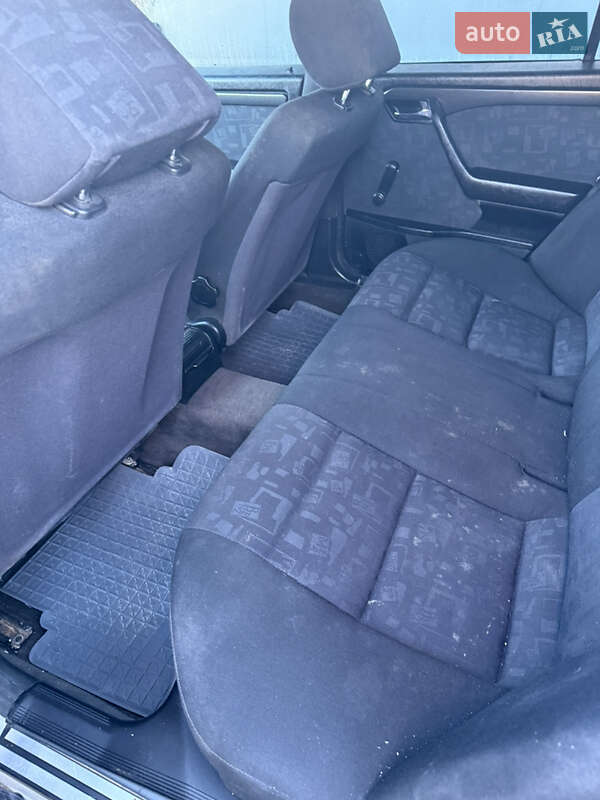 Седан Mercedes-Benz C-Class 1997 в Тернополе