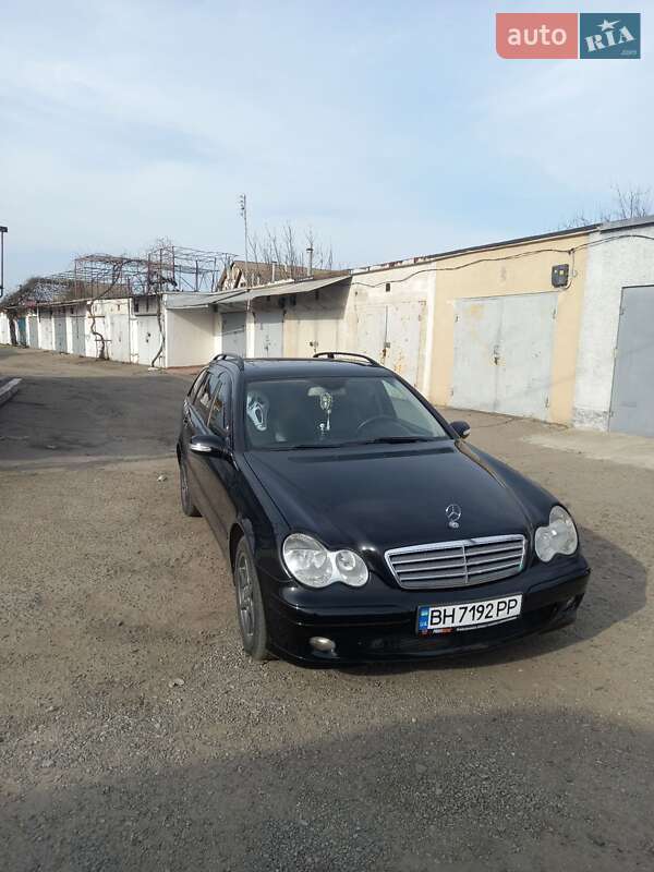 Универсал Mercedes-Benz C-Class 2006 в Измаиле