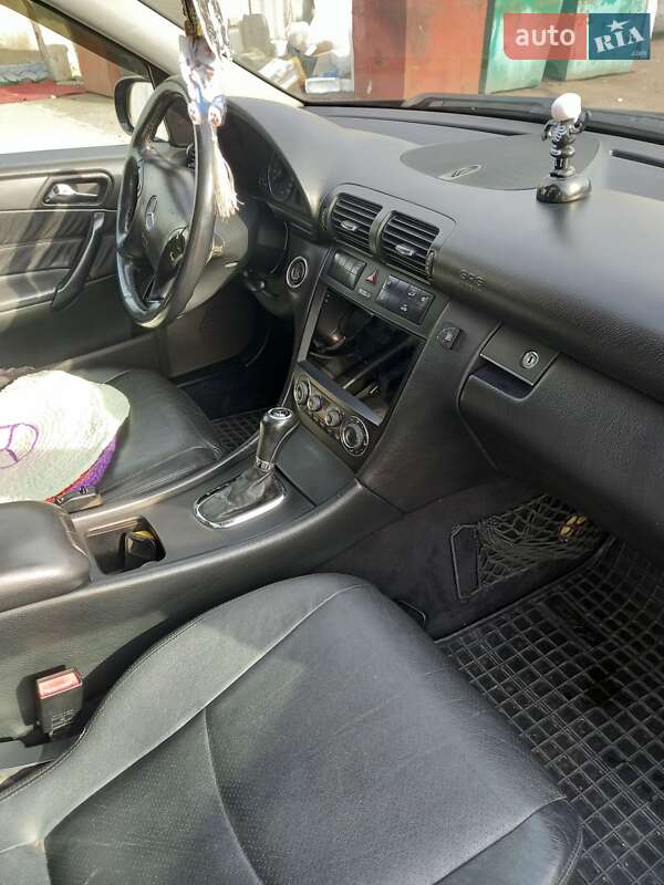 Универсал Mercedes-Benz C-Class 2006 в Измаиле