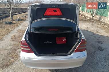 Седан Mercedes-Benz C-Class 2002 в 