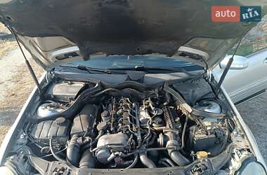 Седан Mercedes-Benz C-Class 2002 в 