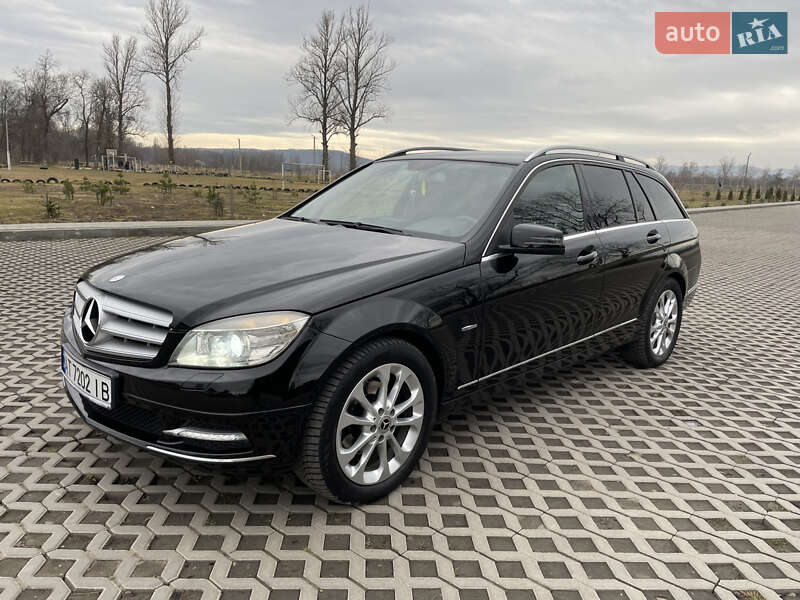 Универсал Mercedes-Benz C-Class 2010 в 
