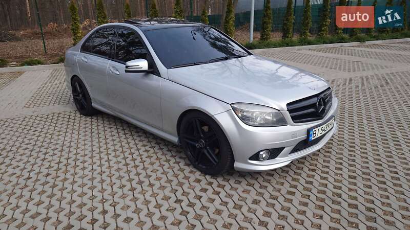 Седан Mercedes-Benz C-Class 2010 в Харкові
