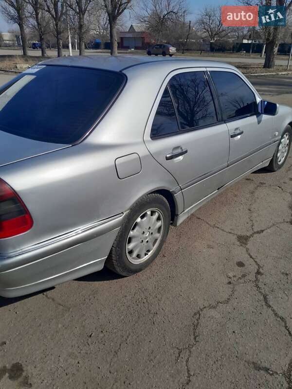 Седан Mercedes-Benz C-Class 1999 в Перещепине