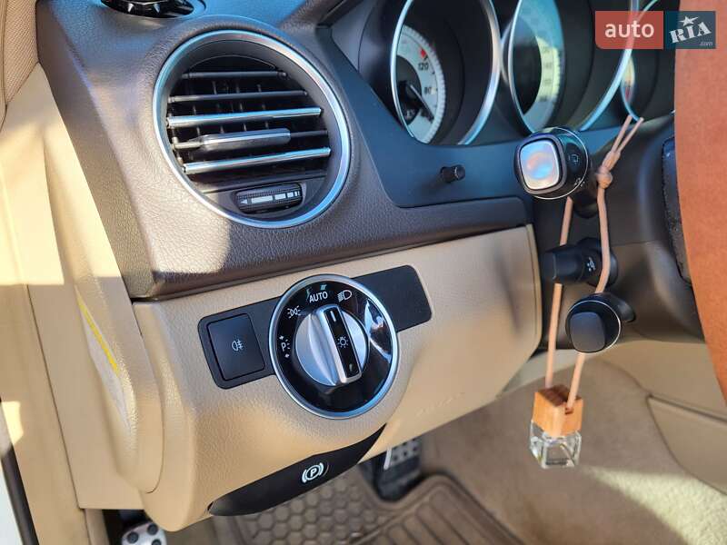 Купе Mercedes-Benz C-Class 2013 в Киеве