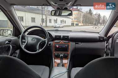 Седан Mercedes-Benz C-Class 2003 в 