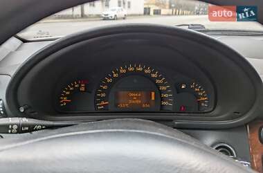 Седан Mercedes-Benz C-Class 2003 в 