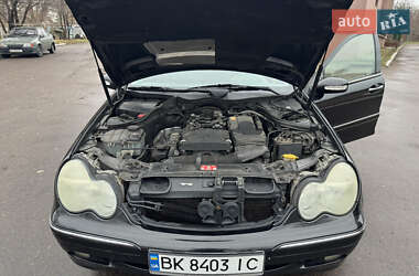 Седан Mercedes-Benz C-Class 2003 в 