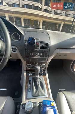 Седан Mercedes-Benz C-Class 2008 в 