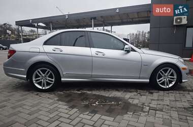 Седан Mercedes-Benz C-Class 2011 в 