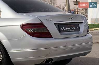 Седан Mercedes-Benz C-Class 2007 в 
