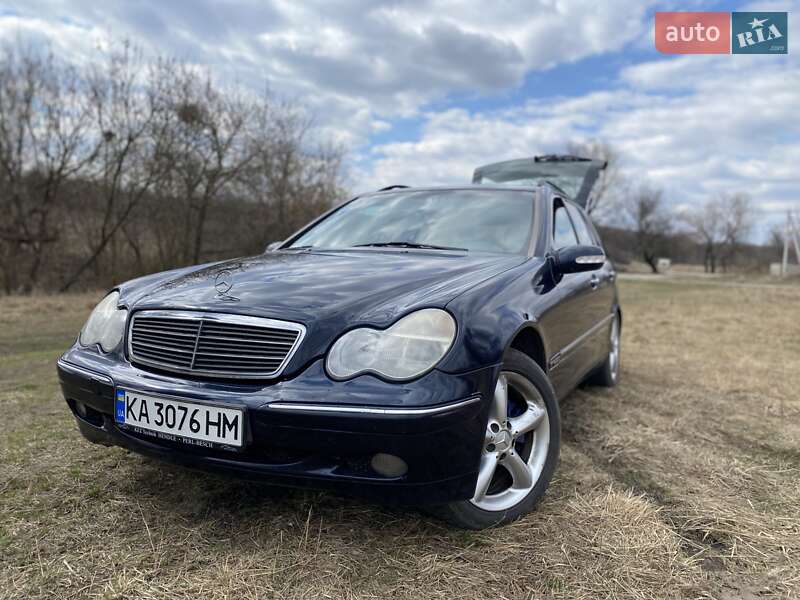 Универсал Mercedes-Benz C-Class 2002 в 
