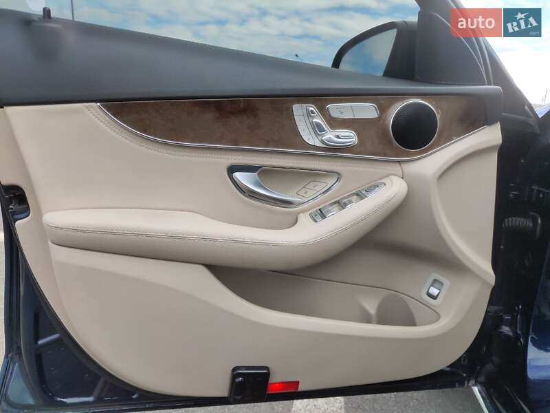 Седан Mercedes-Benz C-Class 2016 в Харькове