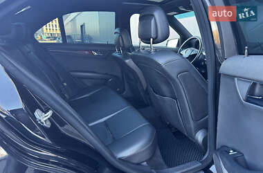 Седан Mercedes-Benz C-Class 2009 в 
