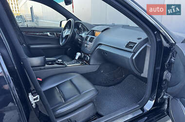 Седан Mercedes-Benz C-Class 2009 в 