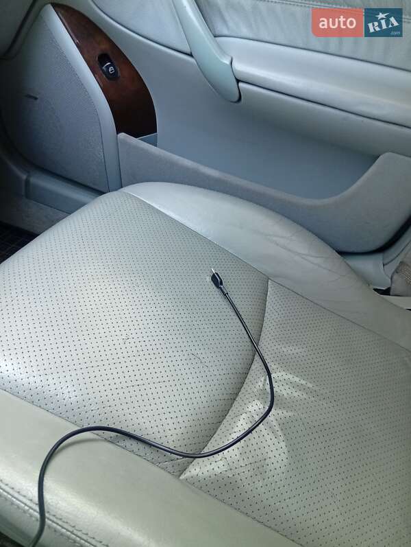 Универсал Mercedes-Benz C-Class 2001 в Киеве