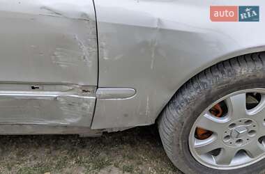 Купе Mercedes-Benz C-Class 2003 в 