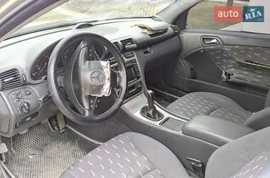 Купе Mercedes-Benz C-Class 2003 в 