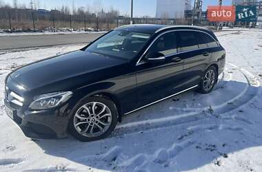 Универсал Mercedes-Benz C-Class 2015 в 