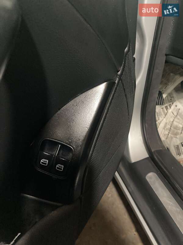 Купе Mercedes-Benz C-Class 2001 в Миргороде