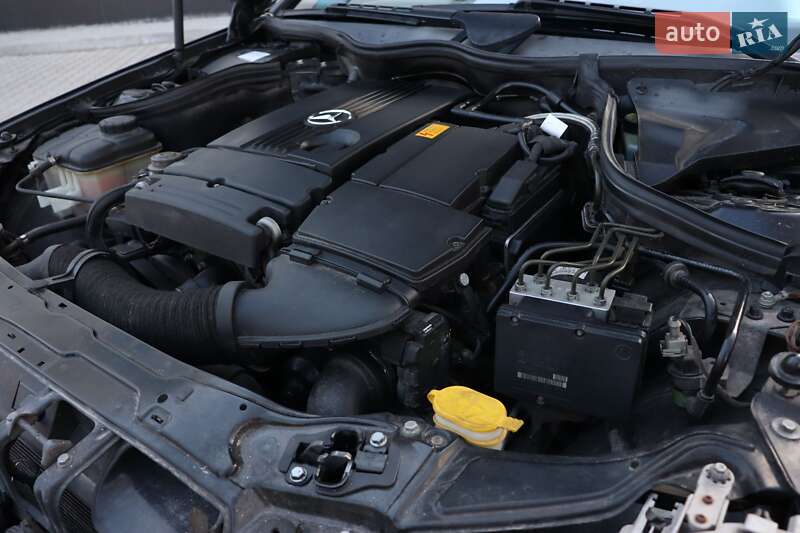 Универсал Mercedes-Benz C-Class 2004 в Ивано-Франковске