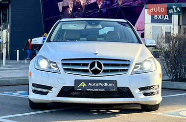 Седан Mercedes-Benz C-Class 2012 в 