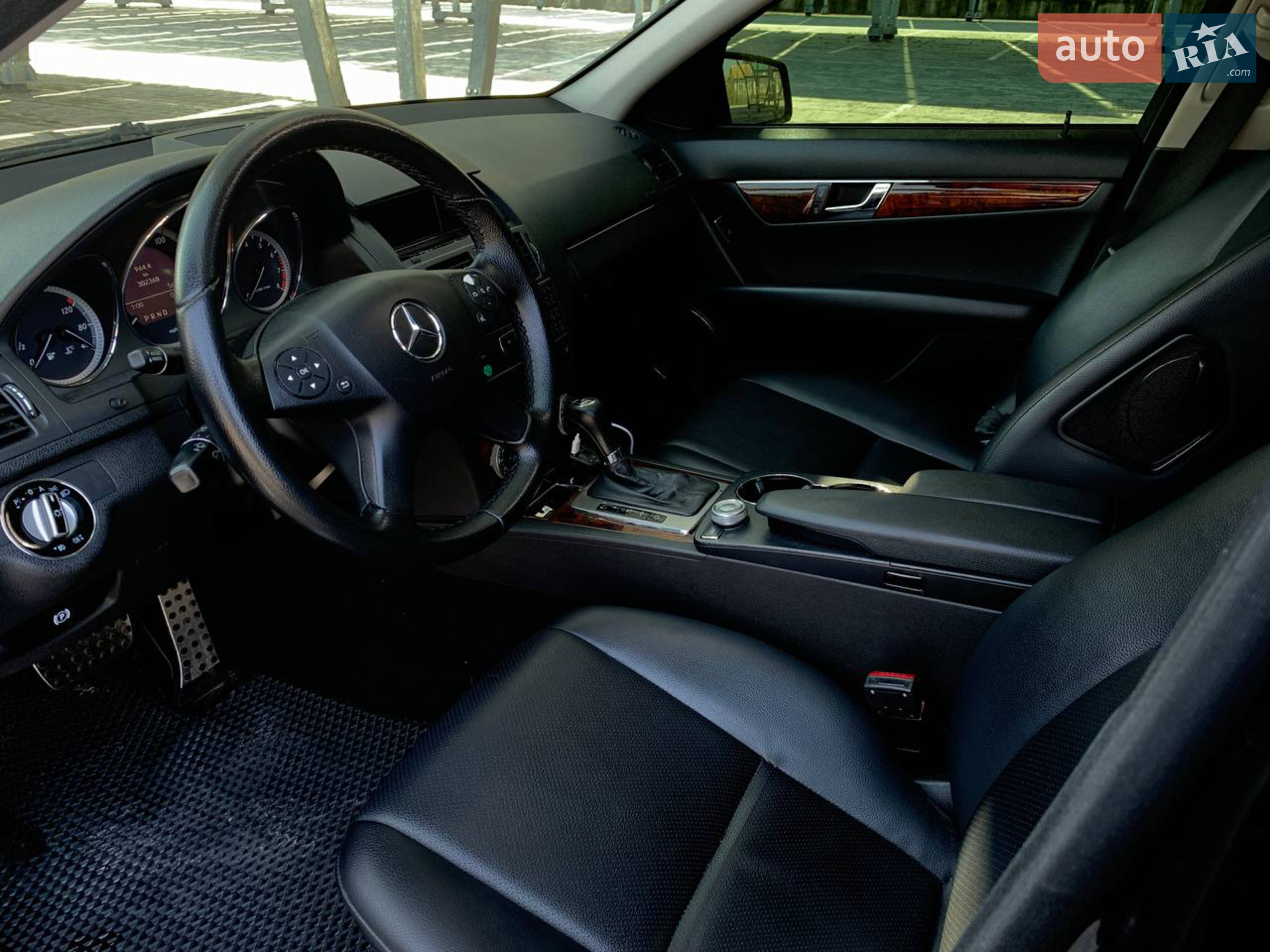 2010 Mercedes-Benz C-klasse - мініатюра 8