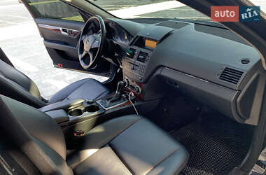 Седан Mercedes-Benz C-Class 2010 в 