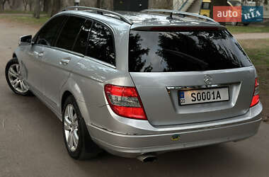 Универсал Mercedes-Benz C-Class 2010 в 