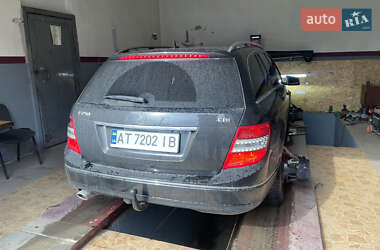 Универсал Mercedes-Benz C-Class 2010 в 