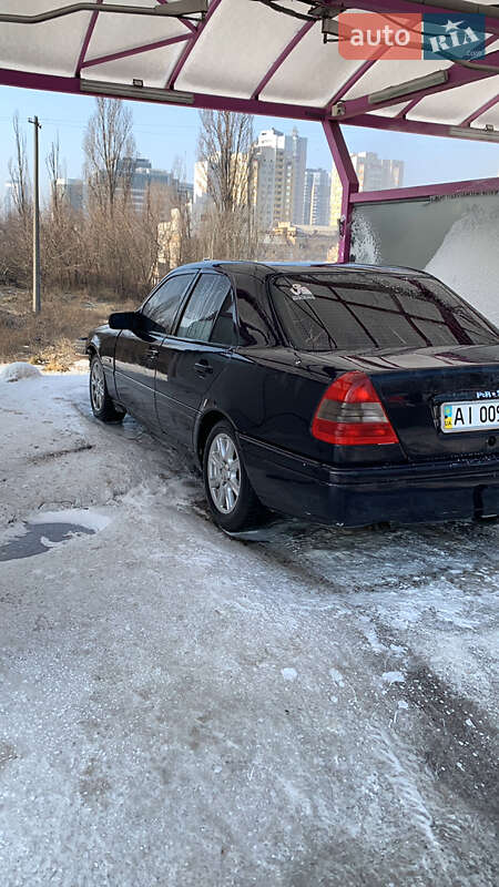 Седан Mercedes-Benz C-Class 1997 в Борисполе