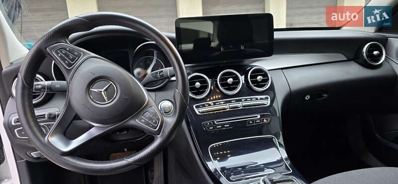 Седан Mercedes-Benz C-Class 2015 в Киеве