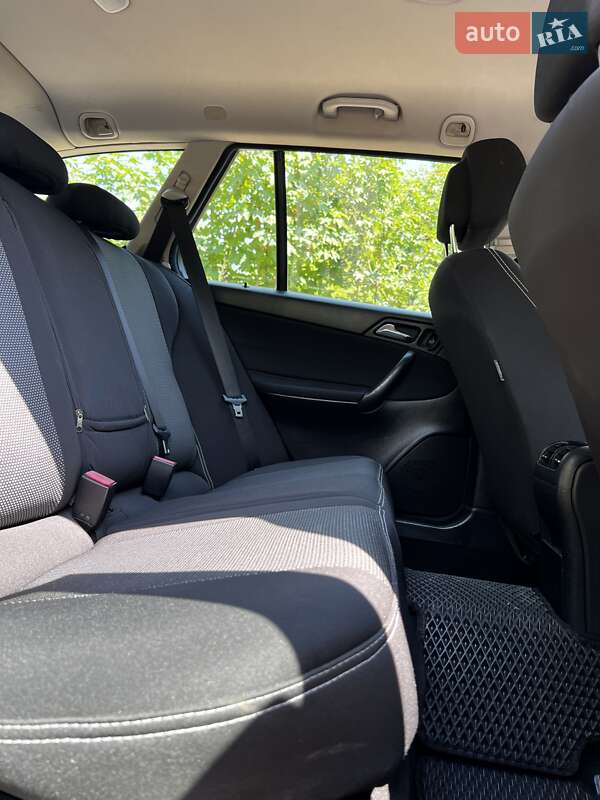Универсал Mercedes-Benz C-Class 2006 в Первомайске