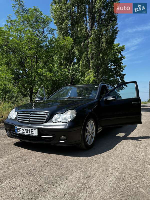 Mercedes-Benz C-Class 2006