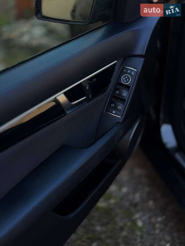 Универсал Mercedes-Benz C-Class 2014 в Виноградове