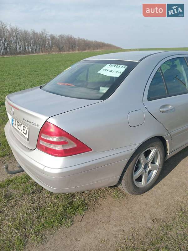 Седан Mercedes-Benz C-Class 2002 в Кропивницькому