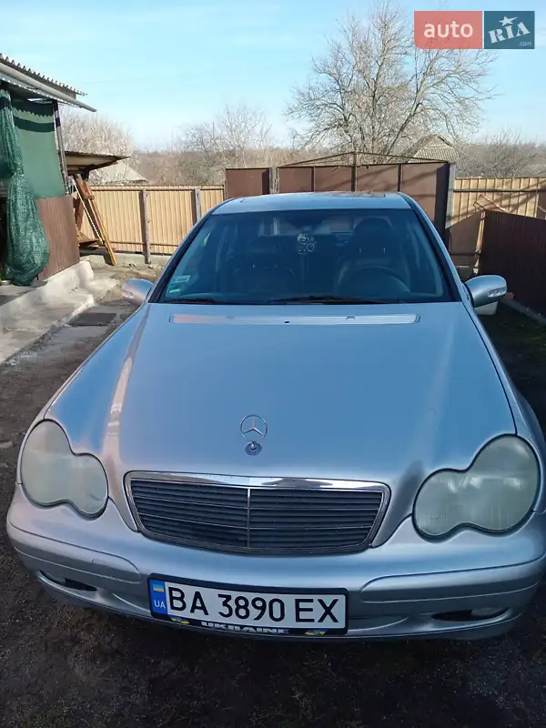 Mercedes-Benz C-Class