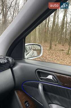 Универсал Mercedes-Benz C-Class 2001 в 