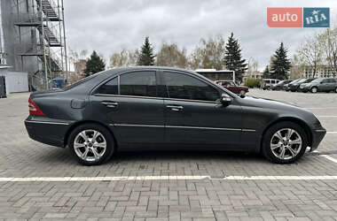 Седан Mercedes-Benz C-Class 2000 в 